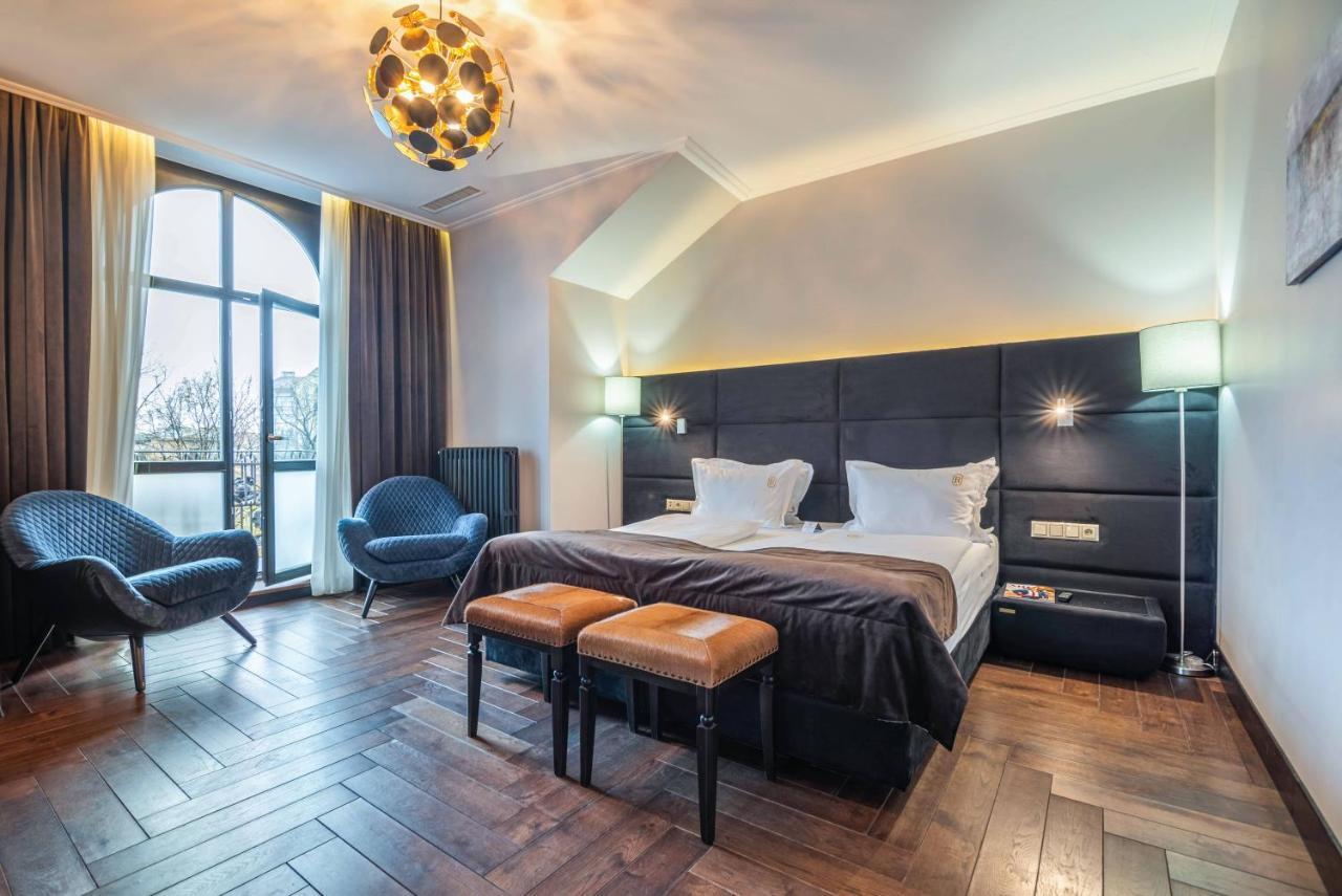 Suite - Attic
