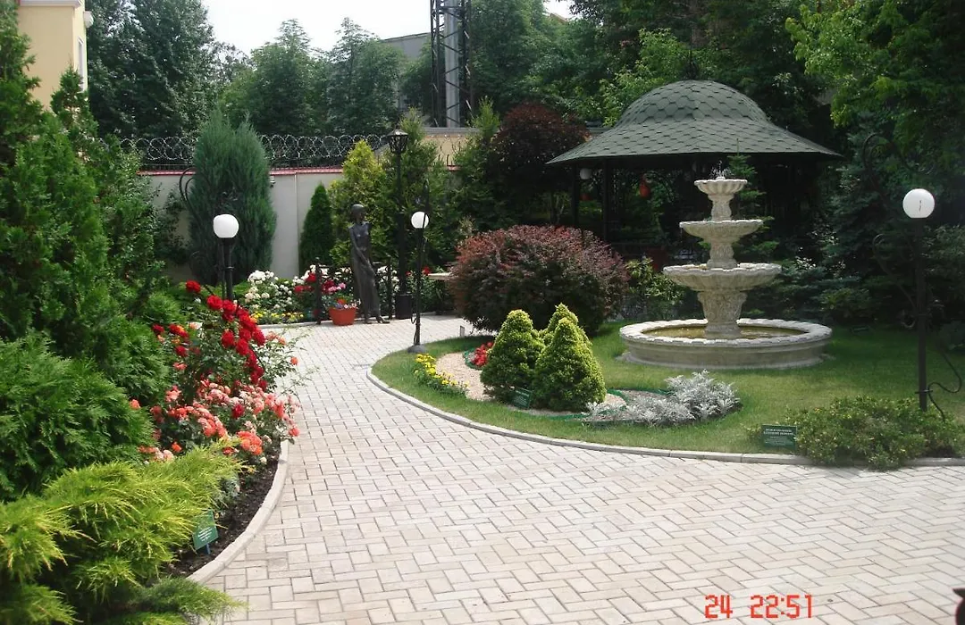 Hotel "Mandarin Clubhouse"-1