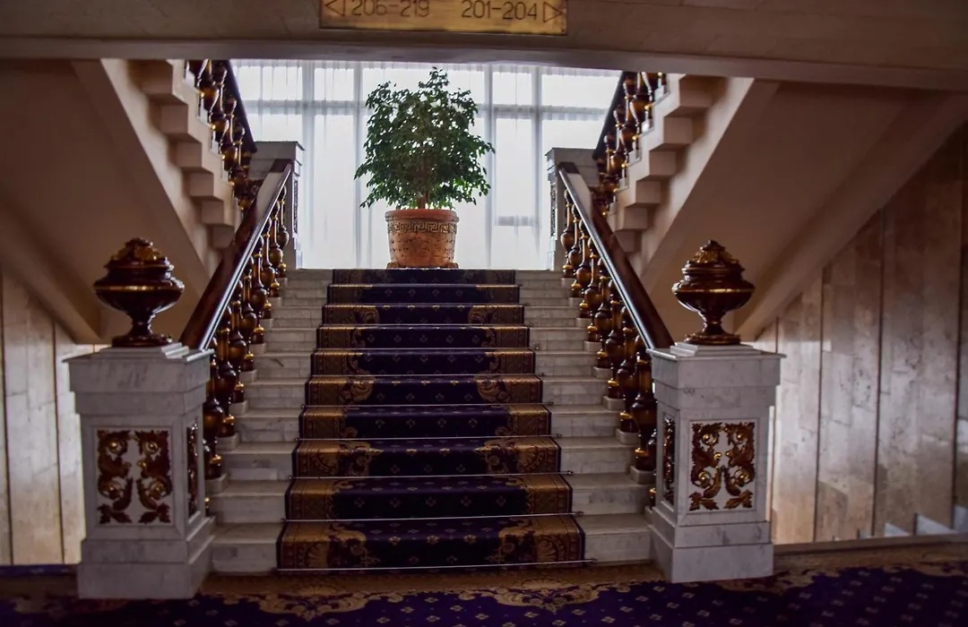Dnipro Hotel-1
