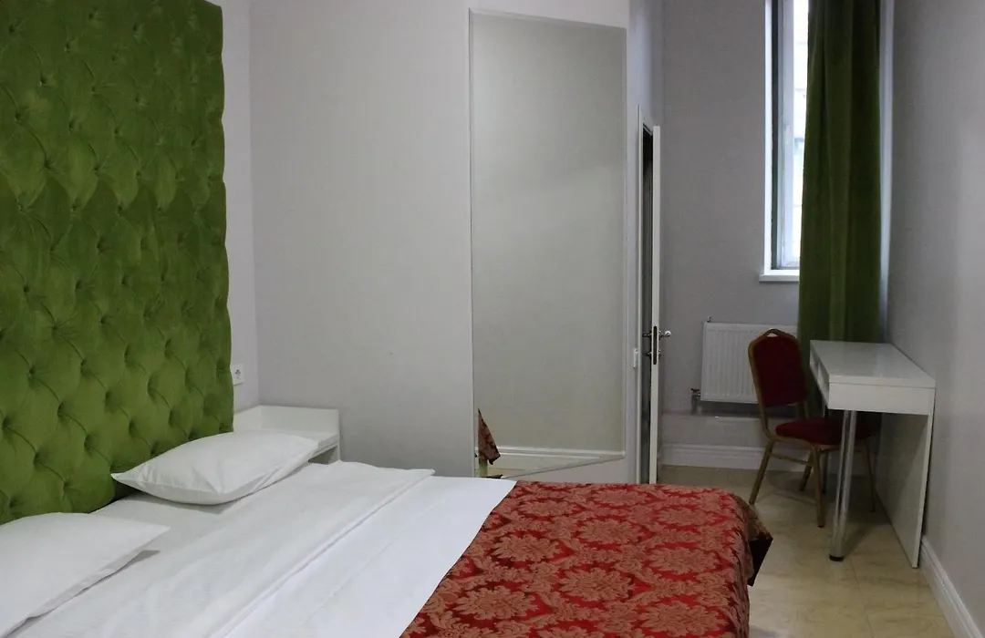 De Paris Hotel-1