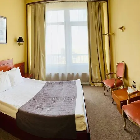 Готель Дніпро Dnipro Hotel-2