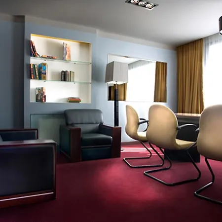 Premier Hotel Cosmopolit-2