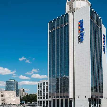 Park Inn By Radisson Kyiv Troyitska-2