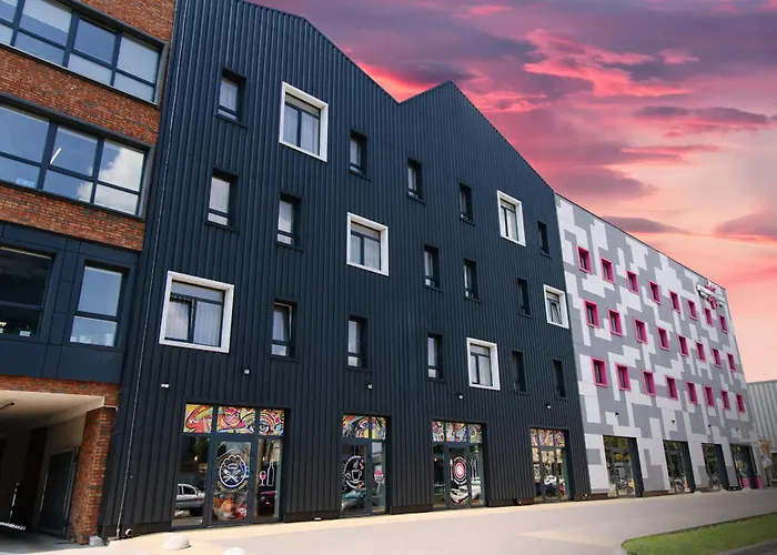 Amarant Urban By Chm