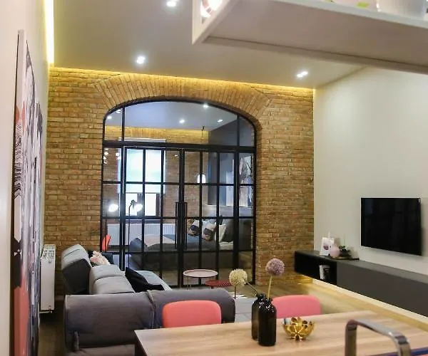 Apart Hotel на Трояндовой